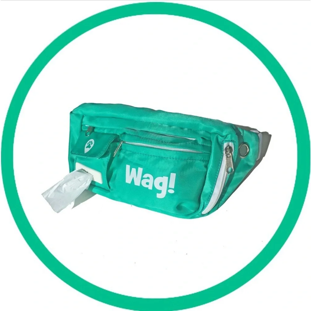 BNWT WAG! Dog Walker Fanny pack